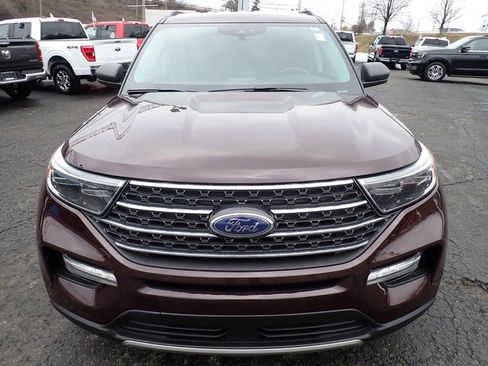 Used 2022 Ford Explorer XLT w/ Equipment Group 202A image 12