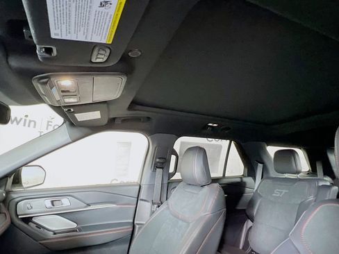 New 2026 Ford Explorer ST w/ Sun And Sound Package image 28