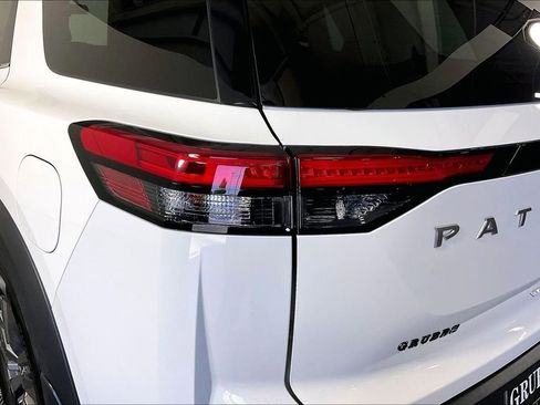 Certified 2025 Nissan Pathfinder S AWD/4WD image 40