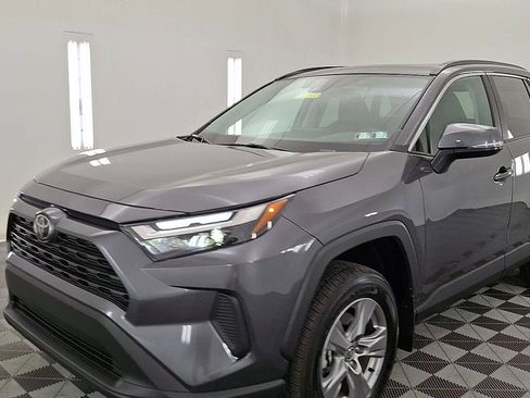 Certified 2025 Toyota RAV4 XLE w/ Convenience Package AWD/4WD image 8