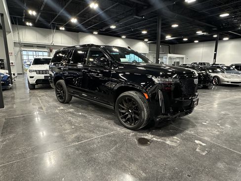 Used 2022 Cadillac Escalade Sport w/ Touring Package image 12