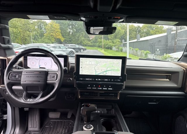 Used 2025 GMC Hummer EV 2X AWD/4WD image 11