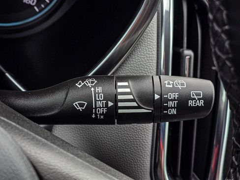 Certified 2024 Chevrolet Equinox LT image 27