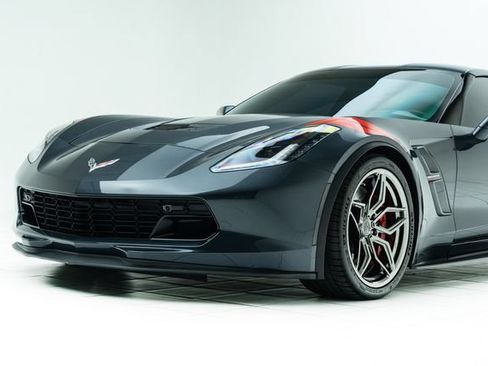 Used 2019 Chevrolet Corvette Grand Sport RWD image 11