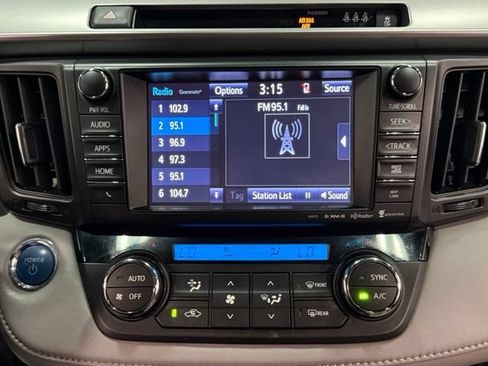 Used 2018 Toyota RAV4 XLE w/ Convenience Package AWD/4WD image 27