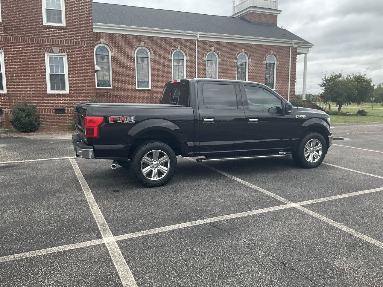Used 2020 Ford F150 XLT w/ Equipment Group 302A Luxury AWD/4WD image 5
