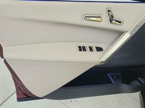 Used 2023 BMW iX xDrive50 w/ Premium Package image 36