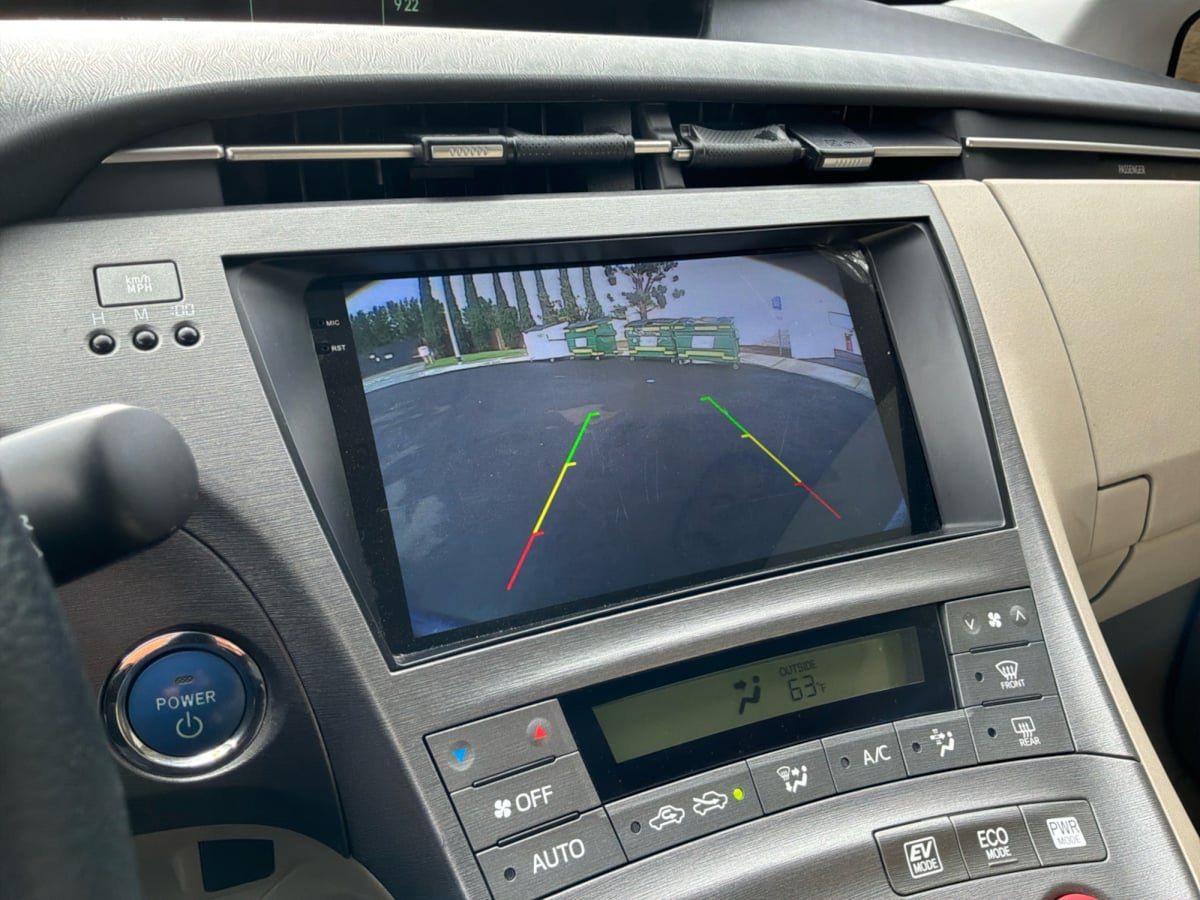 Used 2013 Toyota Prius Four FWD image 13