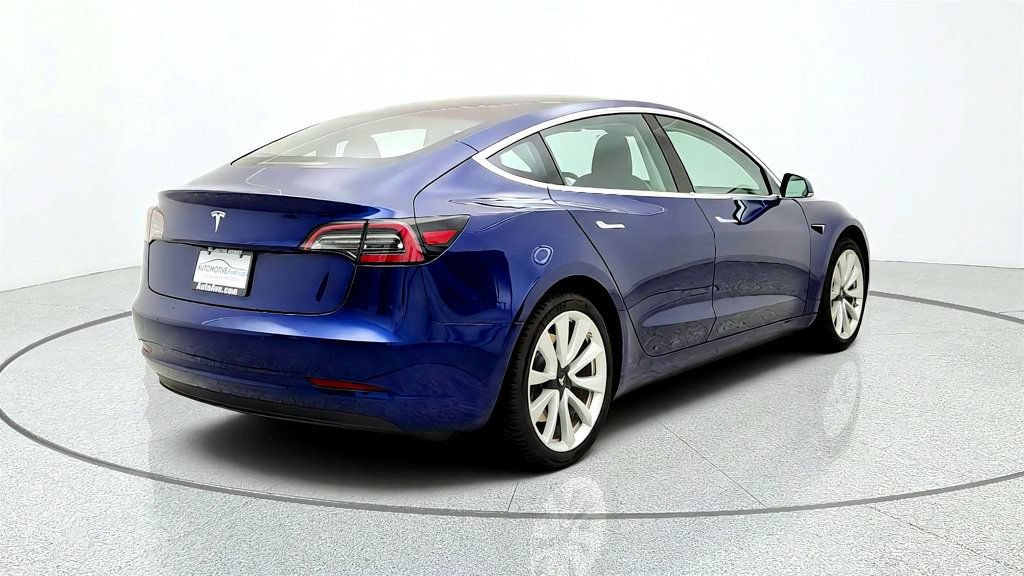 Used 2018 Tesla Model 3 Long Range RWD image 5