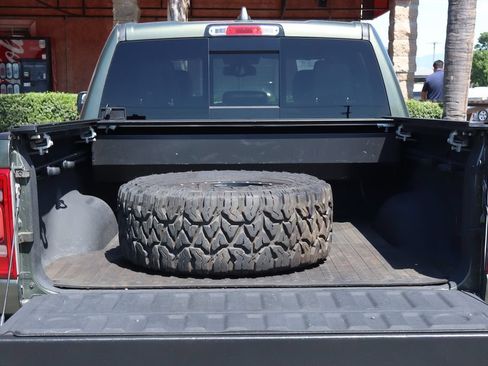 Used 2020 RAM 1500 Laramie w/ Sport Appearance Package AWD/4WD image 8