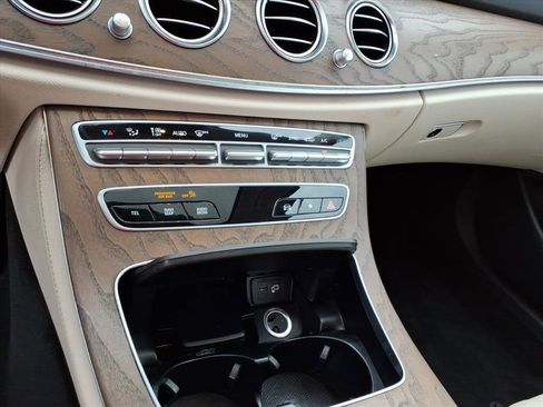 Used 2021 Mercedes-Benz E 350 4MATIC Sedan image 19