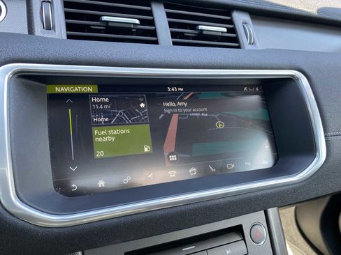 Used 2019 Land Rover Range Rover Evoque SE image 20