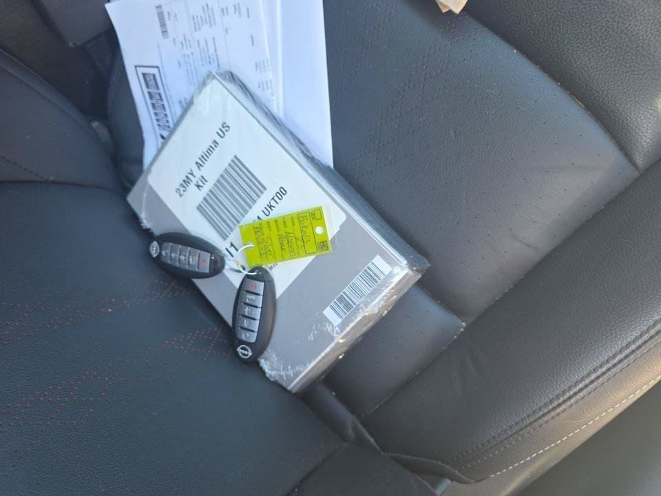Certified 2023 Nissan Altima 2.0 SR FWD image 13