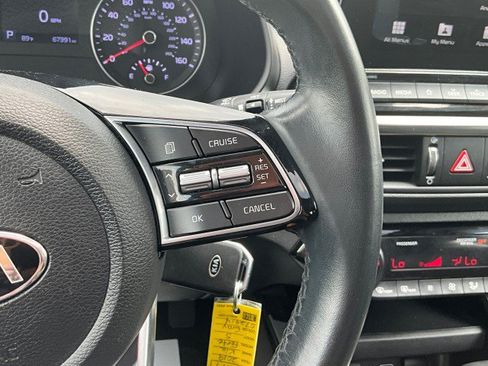 Used 2019 Kia Forte S w/ S Premium Package FWD image 17