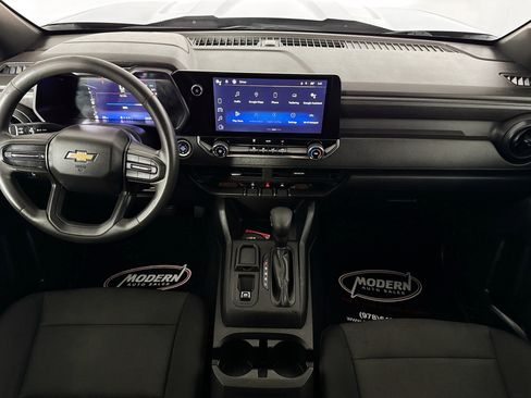 Used 2023 Chevrolet Colorado W/T RWD image 25