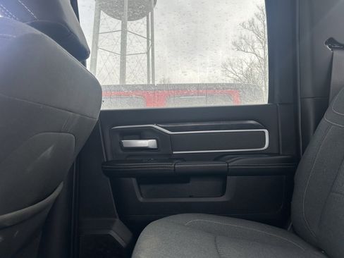 Used 2021 RAM 2500 Big Horn w/ Level 1 Equipment Group image 30