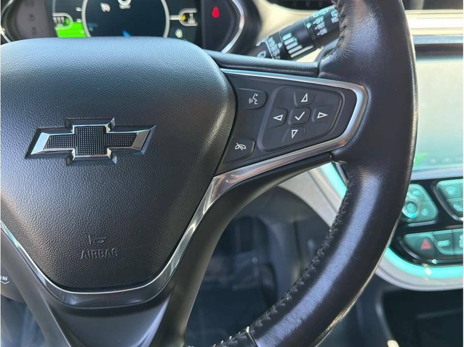 Used 2020 Chevrolet Bolt Premier w/ Infotainment Package FWD image 12