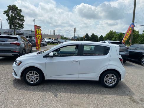 Used 2019 Chevrolet Sonic LT image 5