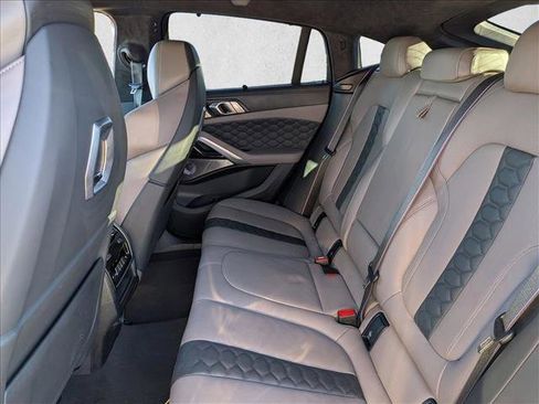 Used 2025 BMW X6 M Competition w/ Executive Package image 17