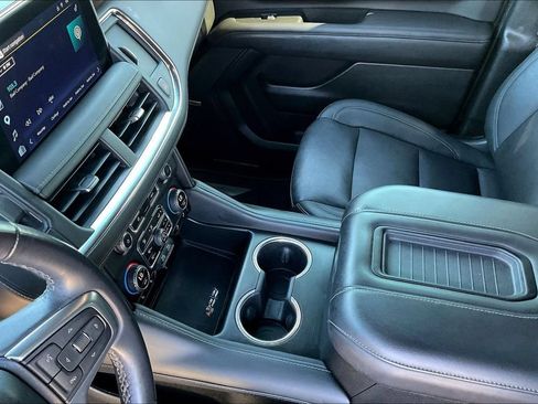 Used 2022 Chevrolet Tahoe LT AWD/4WD image 9