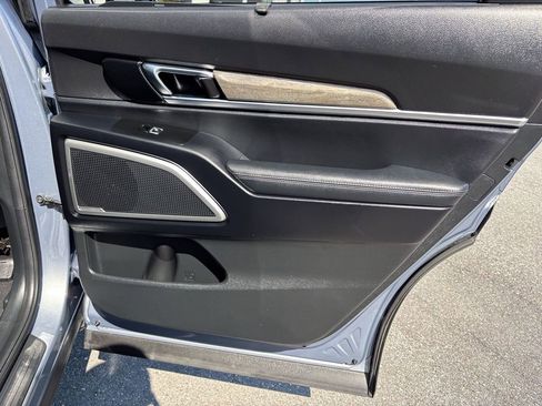 Used 2022 Kia Telluride EX w/ EX Premium Package FWD image 45