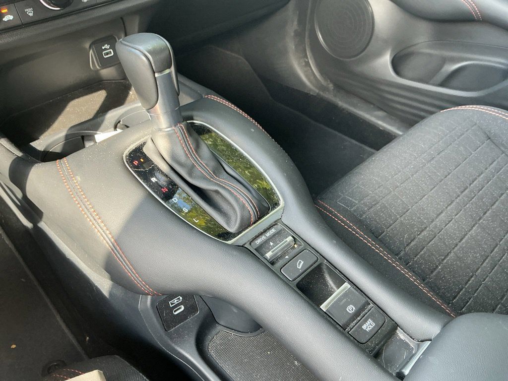 Used 2025 Honda HR-V Sport image 29