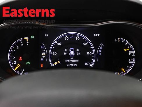 Used 2017 Jeep Grand Cherokee Altitude AWD/4WD image 18
