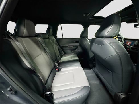 New 2026 Subaru Outback Premium image 29