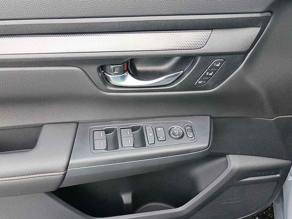 Used 2026 Honda CR-V Sport-L image 17