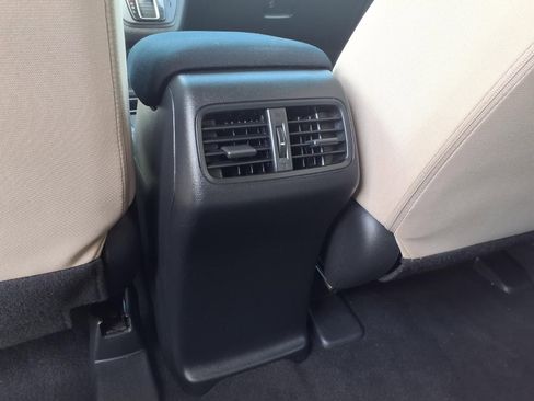 Used 2016 Honda CR-V SE image 23