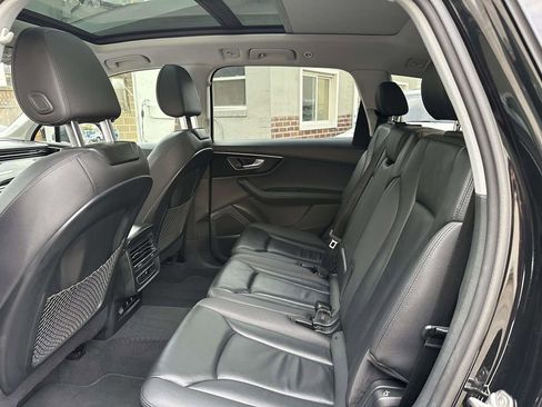 Used 2023 Audi Q7 3.0T Premium Plus image 11
