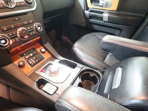 Used 2015 Land Rover LR4 HSE LUX AWD/4WD image 23