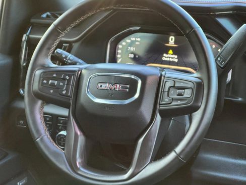 Used 2024 GMC Sierra 2500 AT4 w/ Technology Package image 15