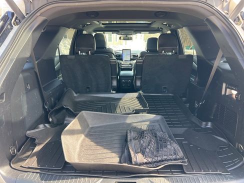 Used 2020 Ford Explorer ST w/ ST Street Pack image 27