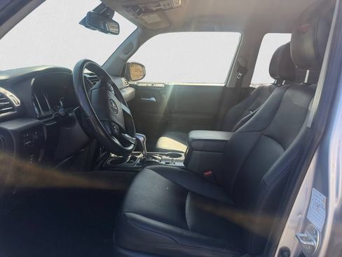 Used 2021 Toyota 4Runner TRD Off-Road Premium AWD/4WD image 9