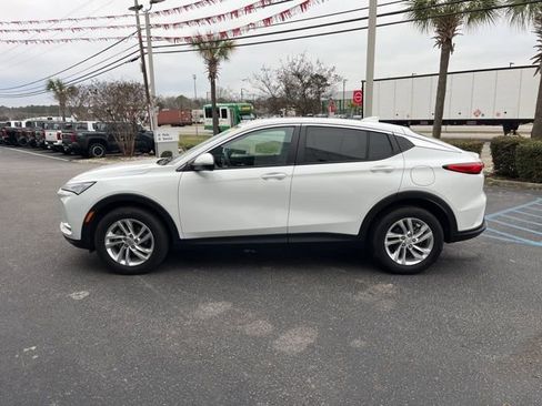 Used 2024 Buick Envista Preferred w/ Convenience II Package image 38