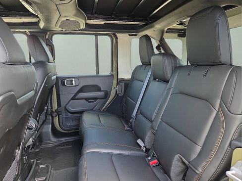 New 2025 Jeep Wrangler Unlimited Rubicon 392 image 10