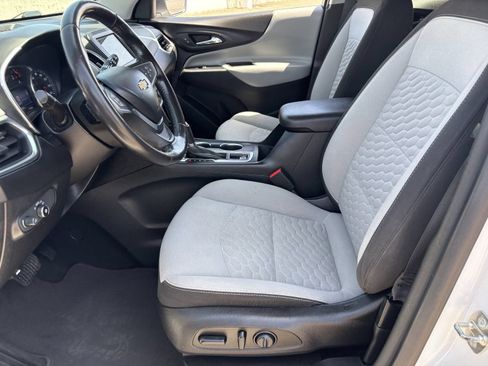 Used 2019 Chevrolet Equinox LT FWD image 18
