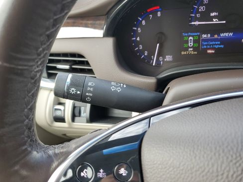 Used 2014 Cadillac XTS Luxury w/ Driver Awareness Package image 21