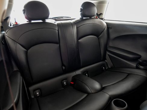 Used 2019 MINI Cooper 2-Door Hardtop FWD image 34