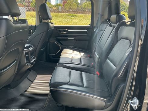 Used 2022 RAM 1500 Laramie w/ Laramie Southwest Edition AWD/4WD image 9