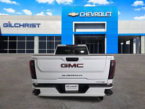 Used 2026 GMC Sierra 2500 AT4 w/ AT4 Premium Plus Package AWD/4WD image 6