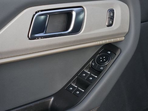 New 2026 Ford Explorer Active image 27