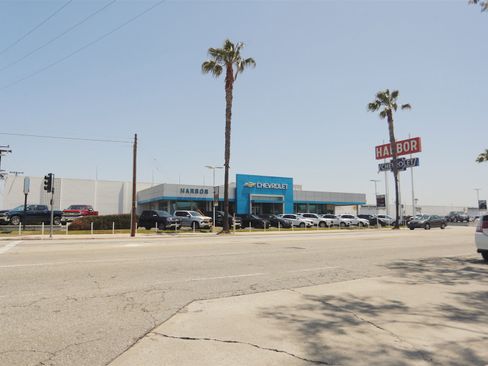 Used 2023 Chevrolet Silverado 1500 LT w/ Protection Package image 38