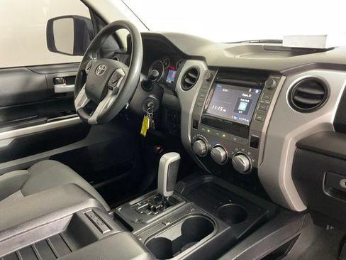 Used 2017 Toyota Tundra SR5 w/ SR5 Upgrade Package RWD image 25