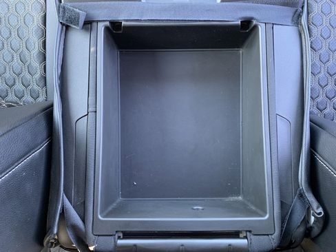 Used 2024 Chevrolet Silverado 2500 Custom w/ Custom Value Package image 30