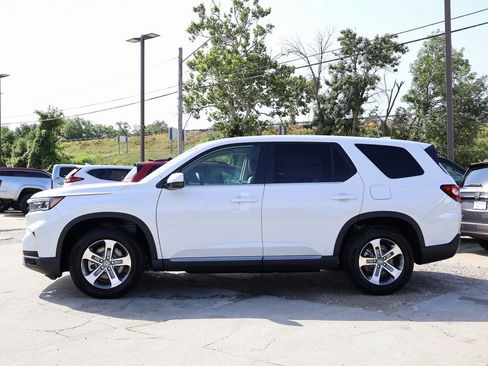 New 2025 Honda Pilot EX-L image 4