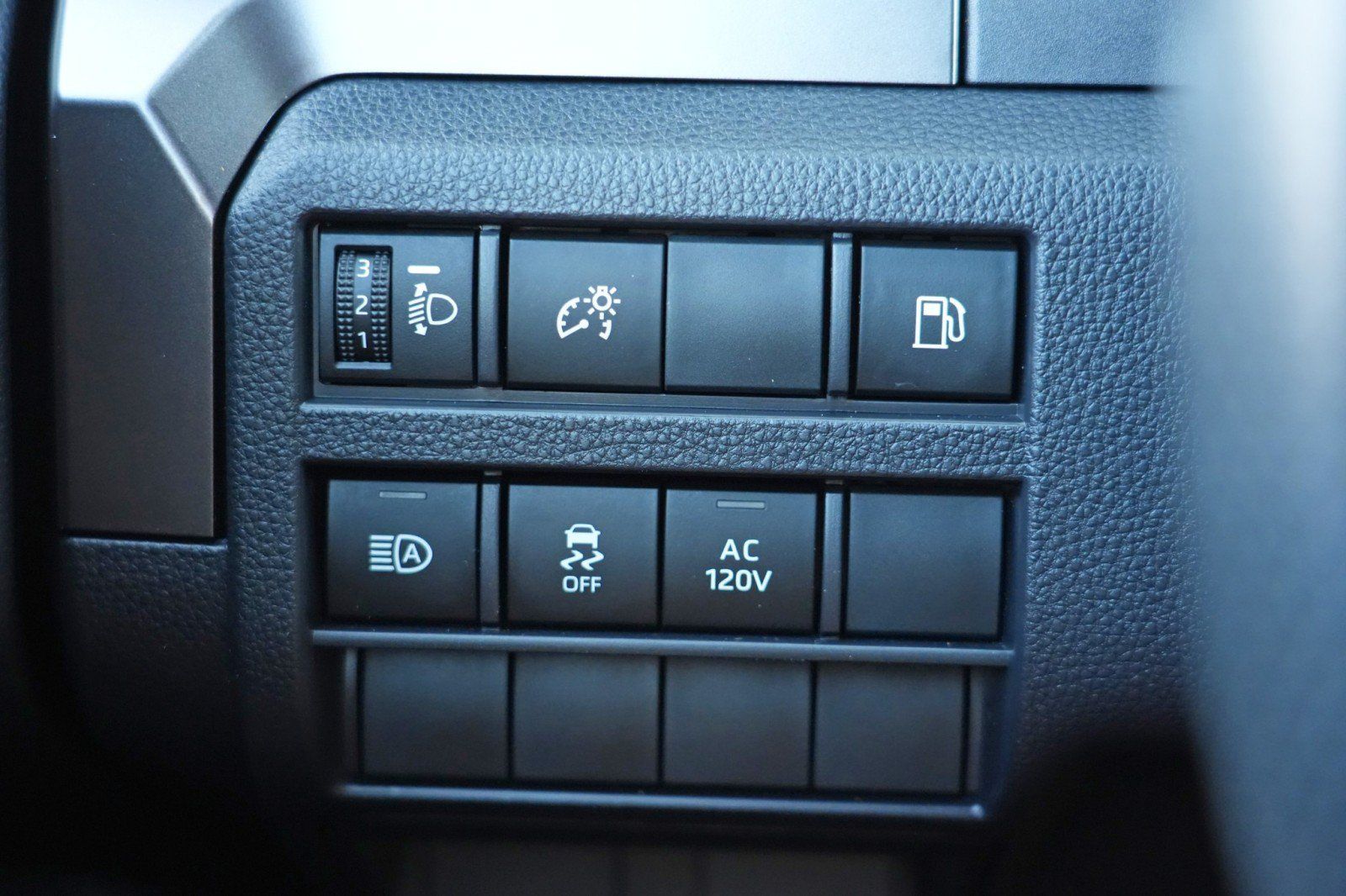 Used 2025 Toyota 4Runner TRD Sport RWD image 17