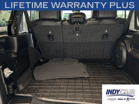 Certified 2023 Jeep Wrangler Unlimited Rubicon 392 w/ Xtreme Recon 35" Tire Package AWD/4WD image 11
