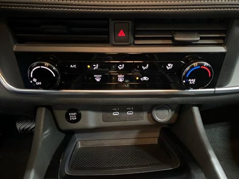 Certified 2024 Nissan Rogue S AWD/4WD image 19